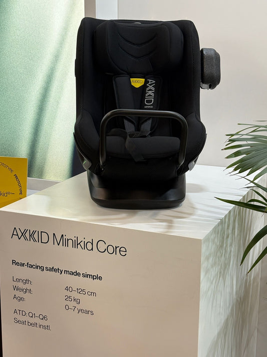 Axkid Minikid Core Review – Safety Meets Simplicity in Extended Rear-Facing
